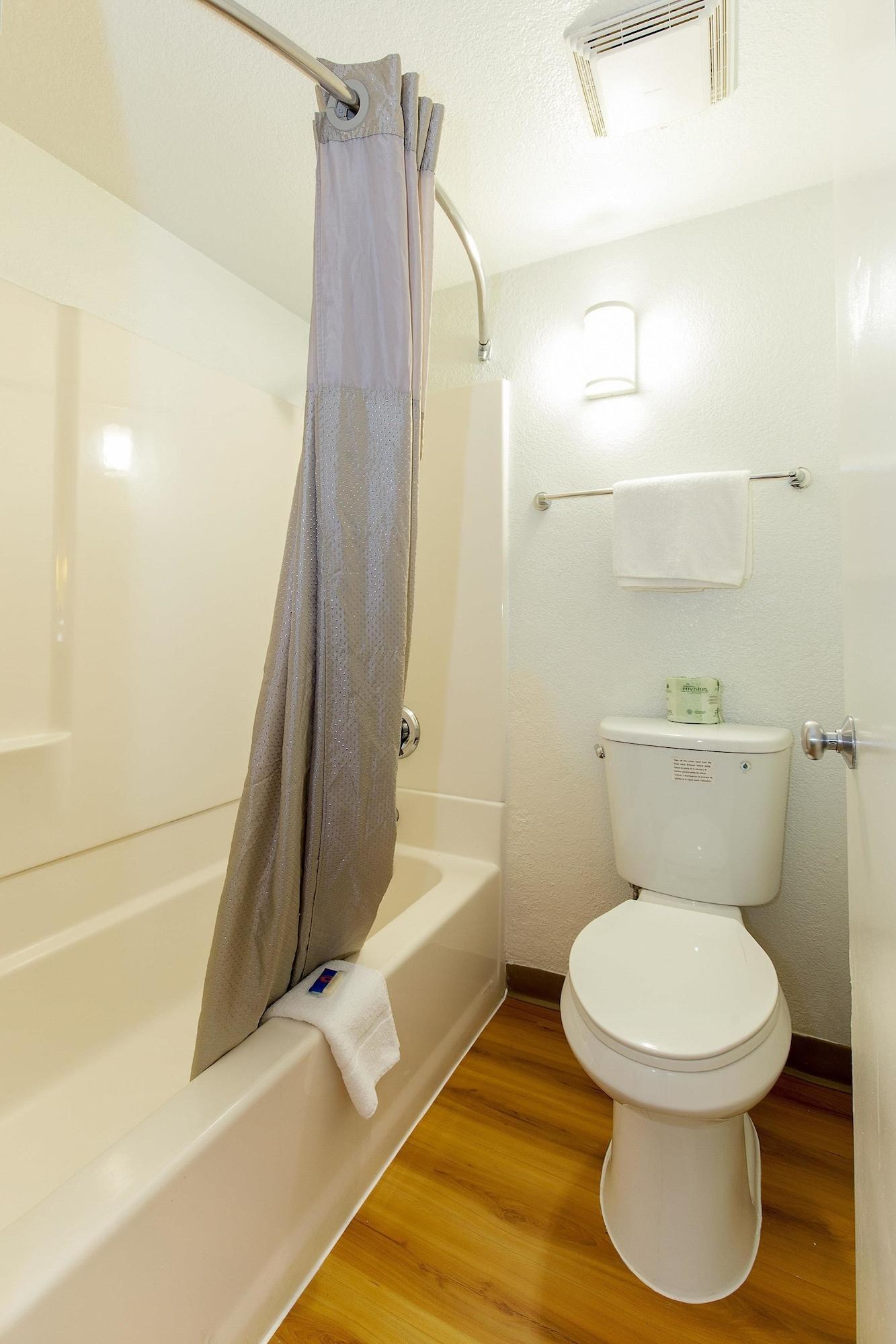 Motel 6 Hayward, Ca- Silicon Valley Gateway Екстериор снимка