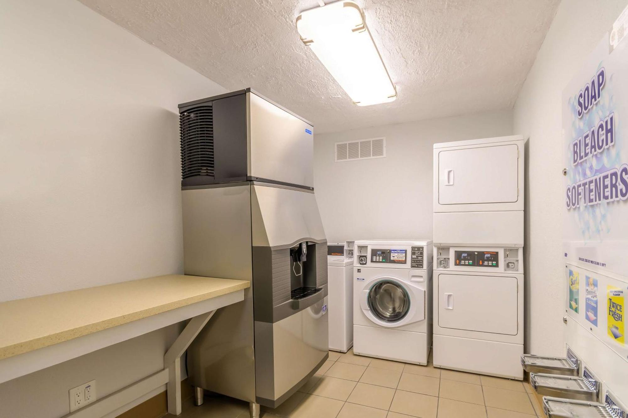 Motel 6 Hayward, Ca- Silicon Valley Gateway Екстериор снимка