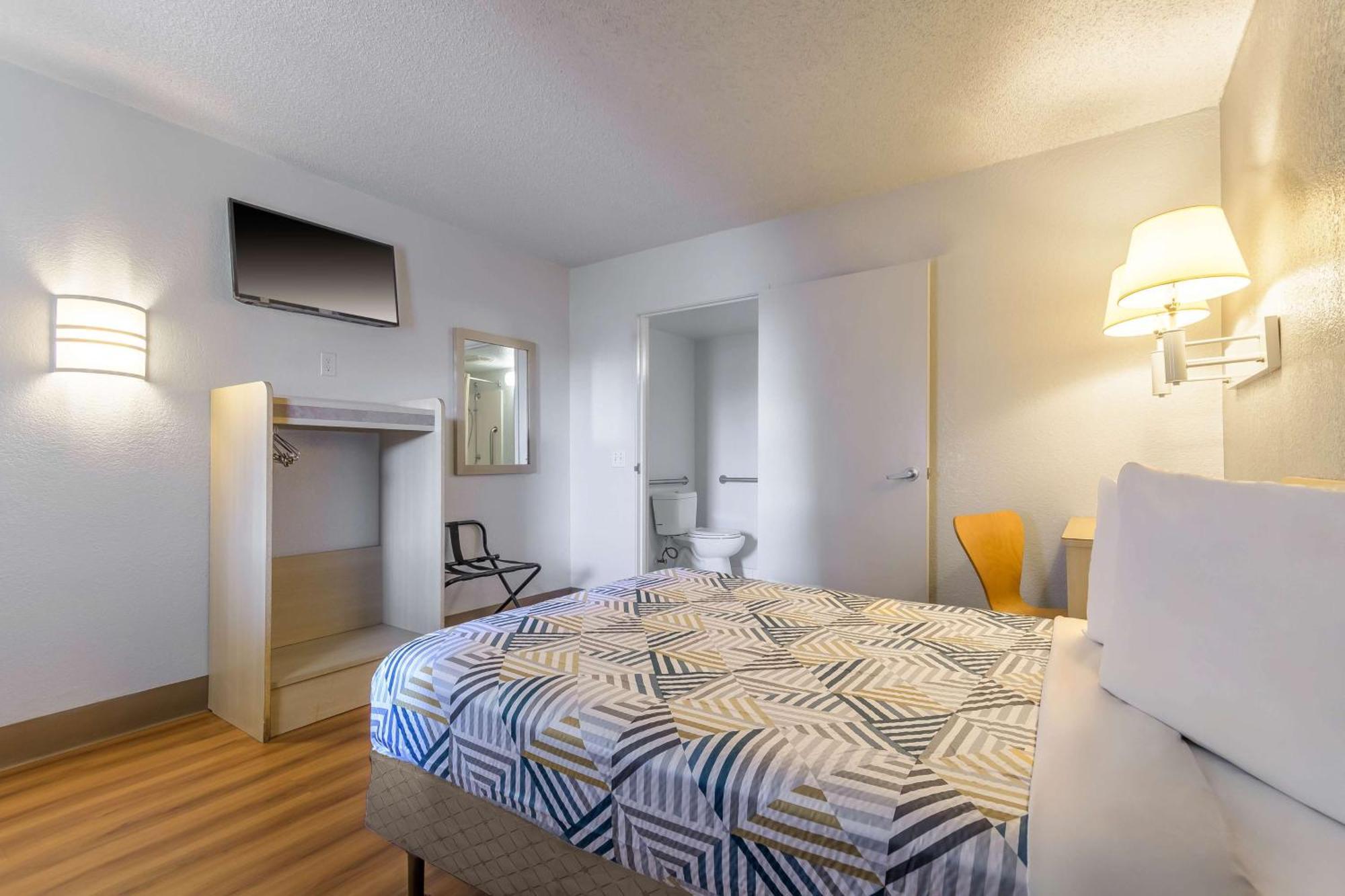 Motel 6 Hayward, Ca- Silicon Valley Gateway Екстериор снимка