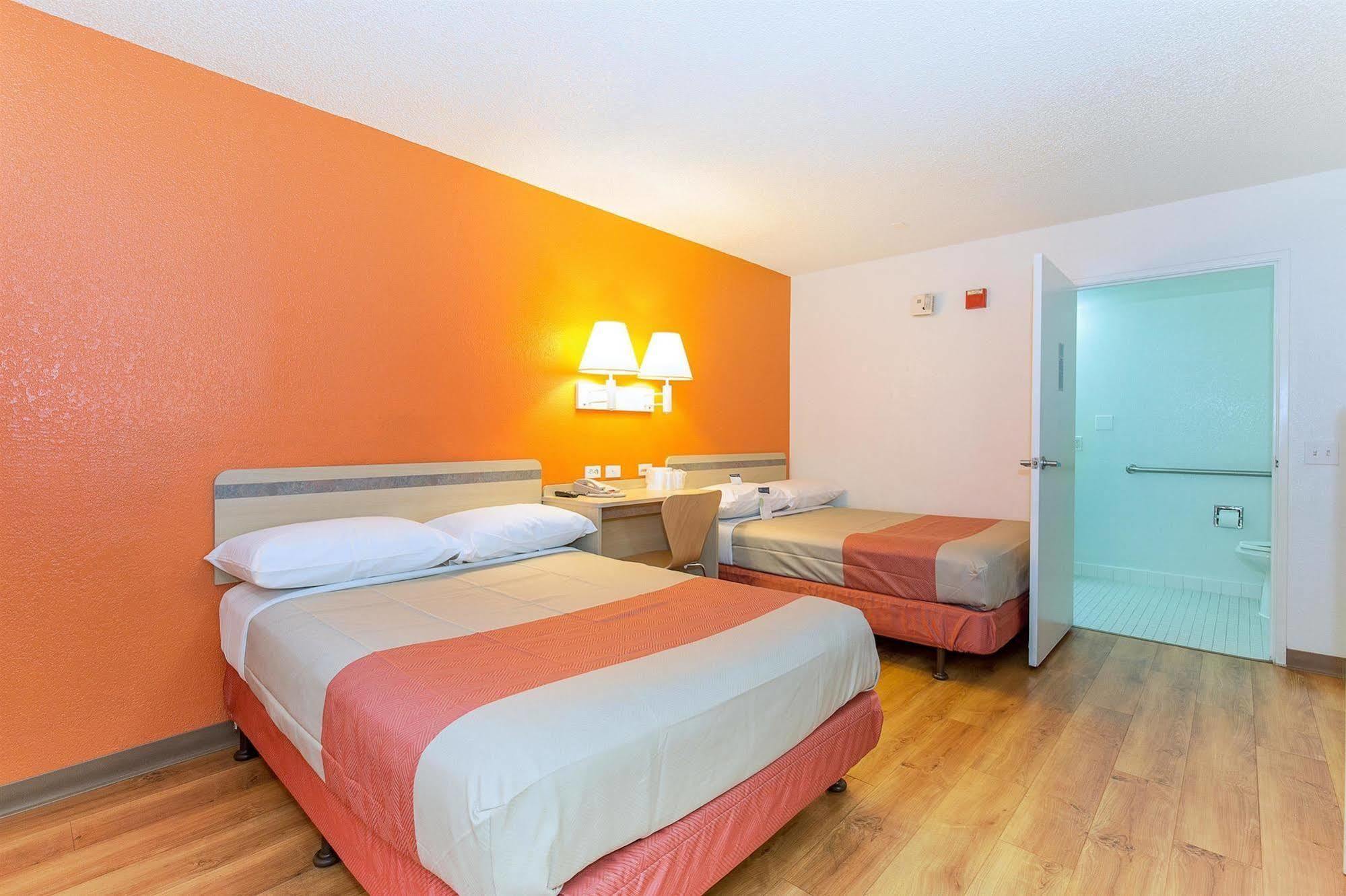 Motel 6 Hayward, Ca- Silicon Valley Gateway Екстериор снимка