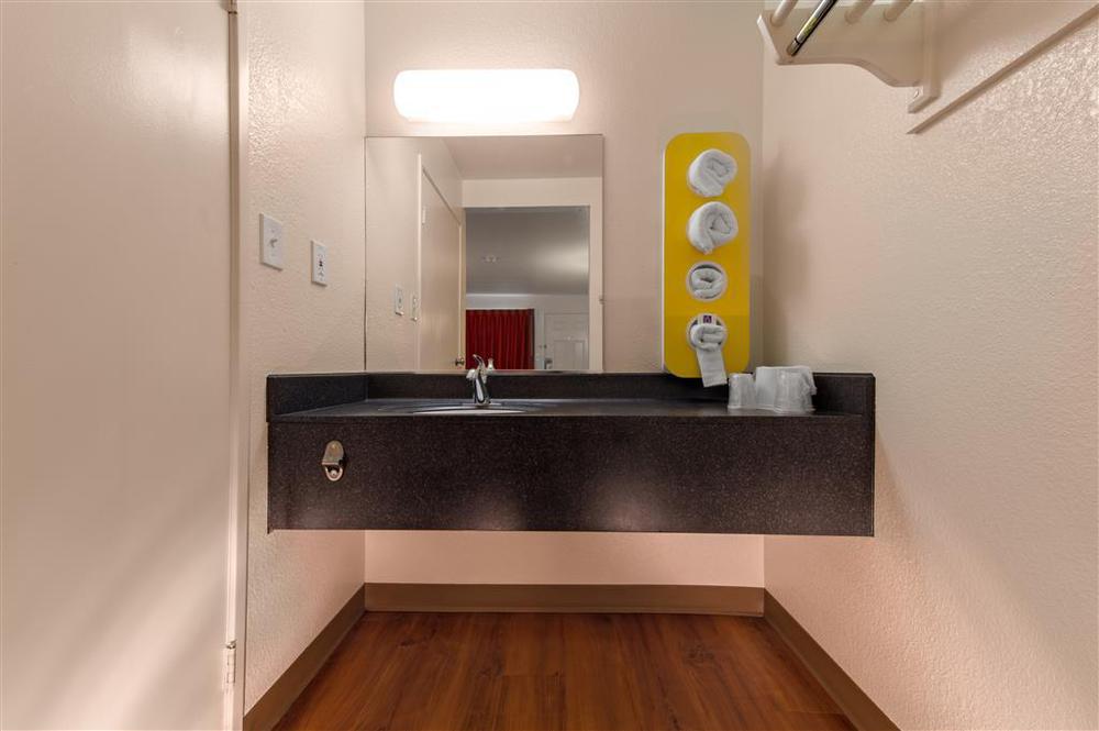 Motel 6 Hayward, Ca- Silicon Valley Gateway Стая снимка